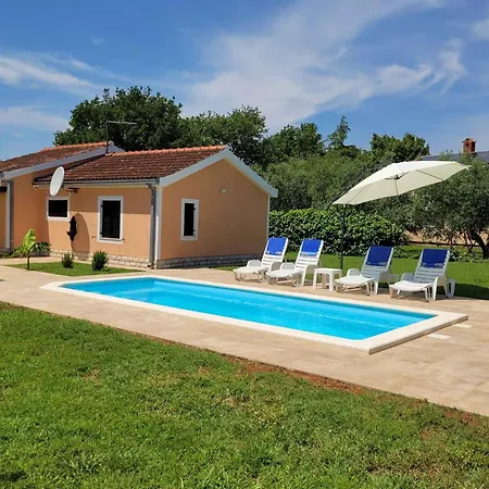 In Medulin/istrien 9006 Holiday home *