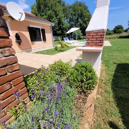 In Medulin/istrien 9006 Holiday home *