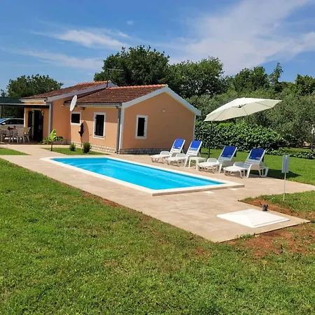 In Medulin/istrien 9006 Holiday home Sisan